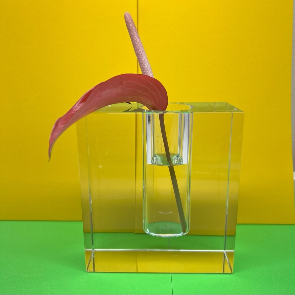 🌺 MCM lucite Vase Square Block Minimalist vintage clear acrylic offset